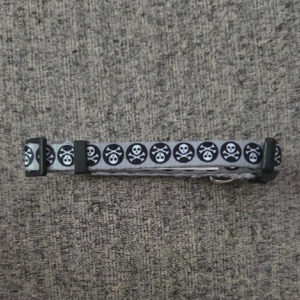 Skull Pattern Dog Collar